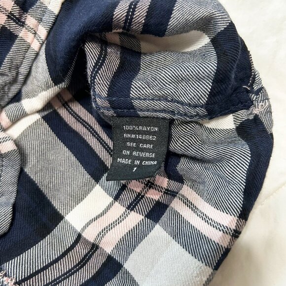Torrid Navy Blue Pink Plaid Button Front Shirt Rayon Long Sleeve Size 1X EUC - Picture 6 of 7